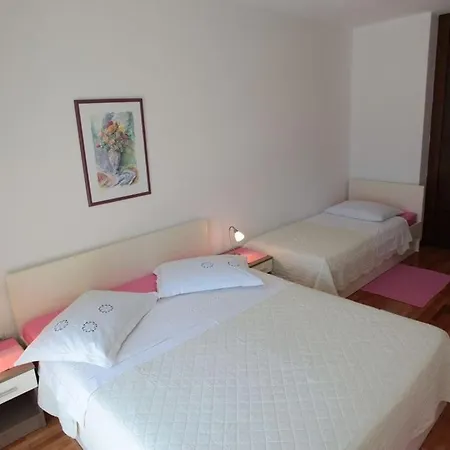 In With Sea View, Terrace, Air Conditioning, Wifi 849-3 דירה פודגורה
