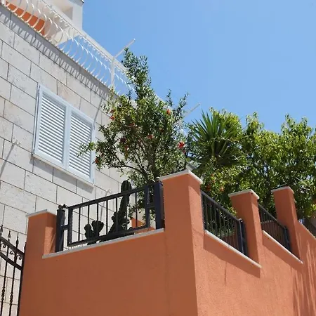 In With Sea View, Terrace, Air Conditioning, Wifi 849-3 דירה